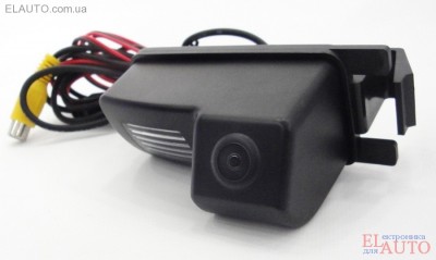 Камера Falcon SC22HCCD-170 Nissan Livina, GT-R    Камера заднего вида, тип матрицы – HCCD.
 Система видеосигнала - NTSC. Разрешение - 480 тв-линий. 
Минимальная освещенность  - 0.1 Люкс. Парковочная разметка.