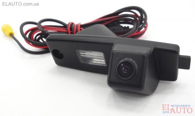 Камера Falcon SC31HCCD-170 Toyota Highlander    Камера заднего вида, тип матрицы – HCCD.
 Система видеосигнала - NTSC. Разрешение - 480 тв-линий. 
Минимальная освещенность  - 0.1 Люкс. Парковочная разметка.