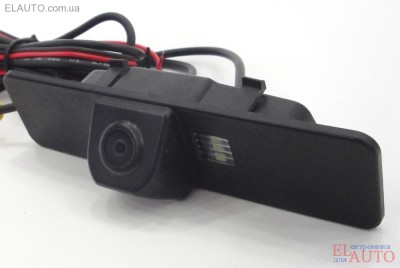 Камера Falcon SC36HCCD-170 Subaru Legacy    Камера заднего вида, тип матрицы – HCCD.
 Система видеосигнала - NTSC. Разрешение - 480 тв-линий. 
Минимальная освещенность  - 0.1 Люкс. Парковочная разметка.