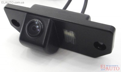 Камера FalconSC47HCCD-170 Ford Focus 2, 3    Камера заднего вида, тип матрицы – HCCD.
 Система видеосигнала - NTSC. Разрешение - 480 тв-линий. 
Минимальная освещенность  - 0.1 Люкс. Парковочная разметка.