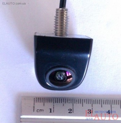 Камера заднего вида PHANTOM CA-2307 Super-CMOS; чувствительность 0,1 lux; разрешение 480TVL (672х520 
пикселей); угол обзора 170º